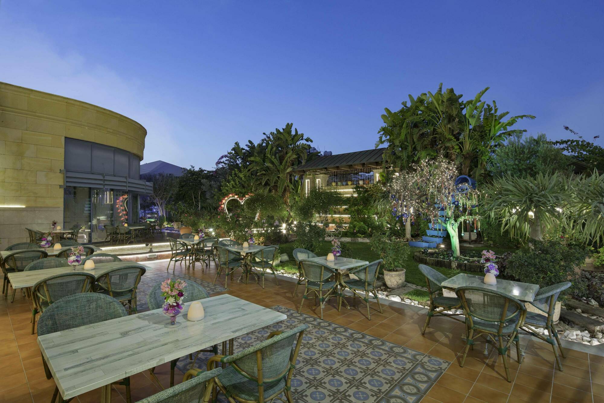 Готель Merit & Casino 5*